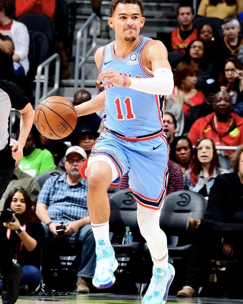 包含纽约尼克斯今晚门线救险Karsa爆冷击败C9，连对手都承认：风云突变瓦伦西亚今晨遗憾出局的词条